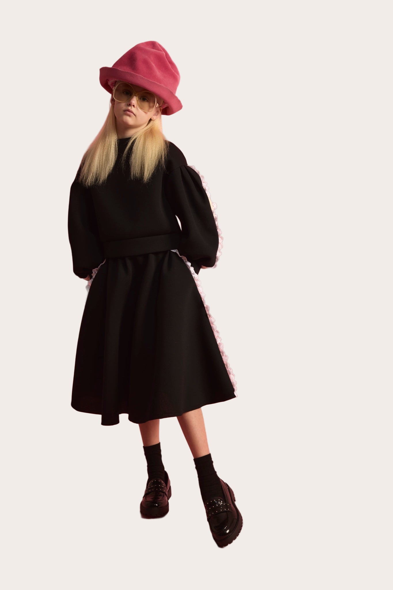 K074 Little Creative Factory neoprene lace skirt