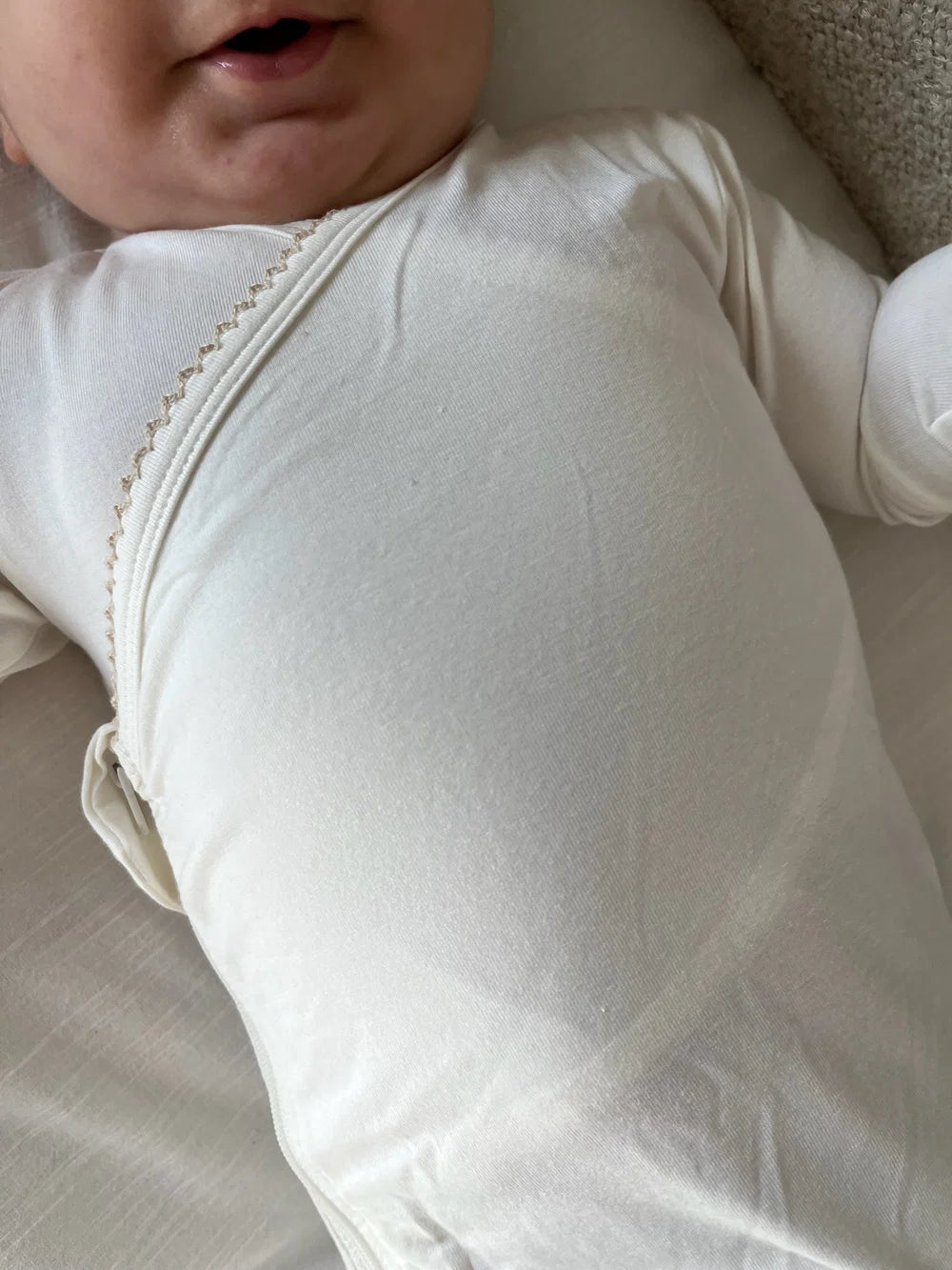 Solid Cream Scalloped Bamboo Wrap Footie (3-6m)