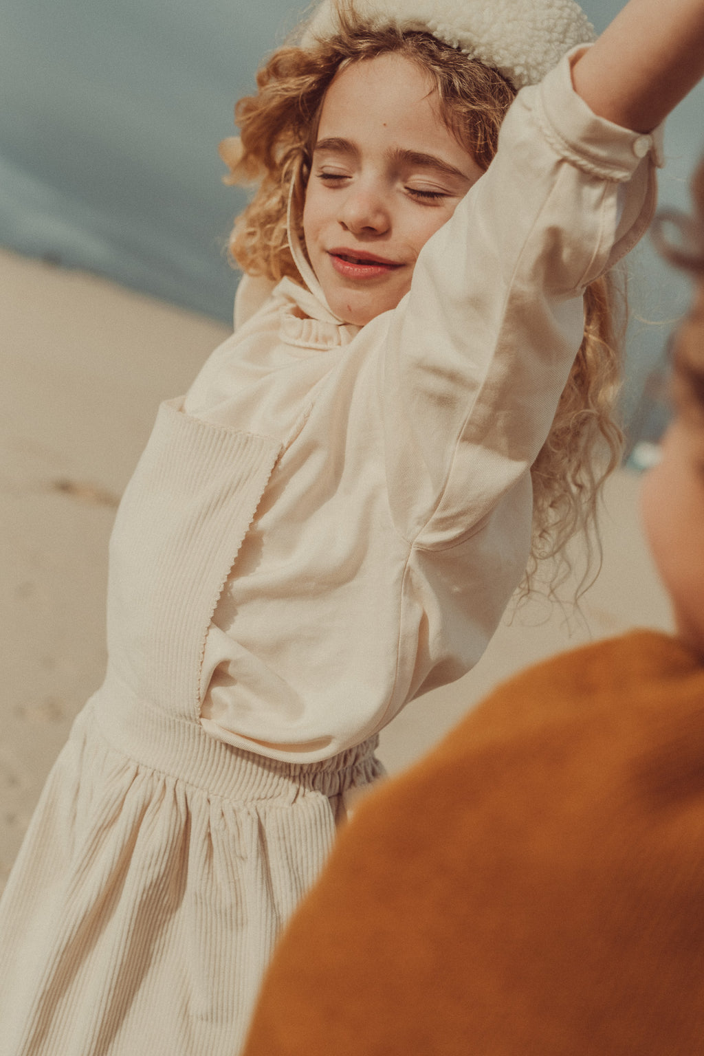 Ariel ecru shirt with lace details