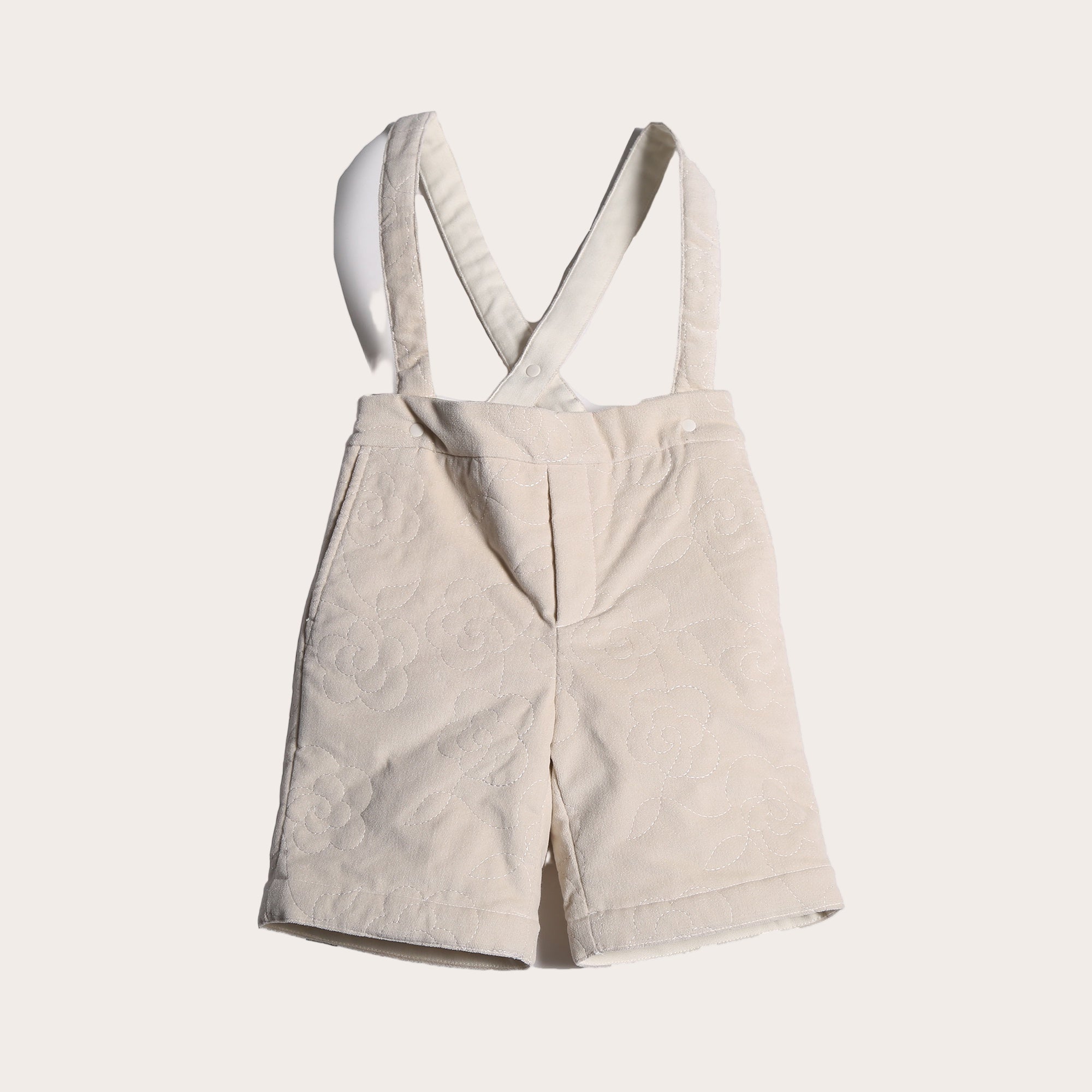B-sr47s Tia Cibani bloom tufted suspender bermudas