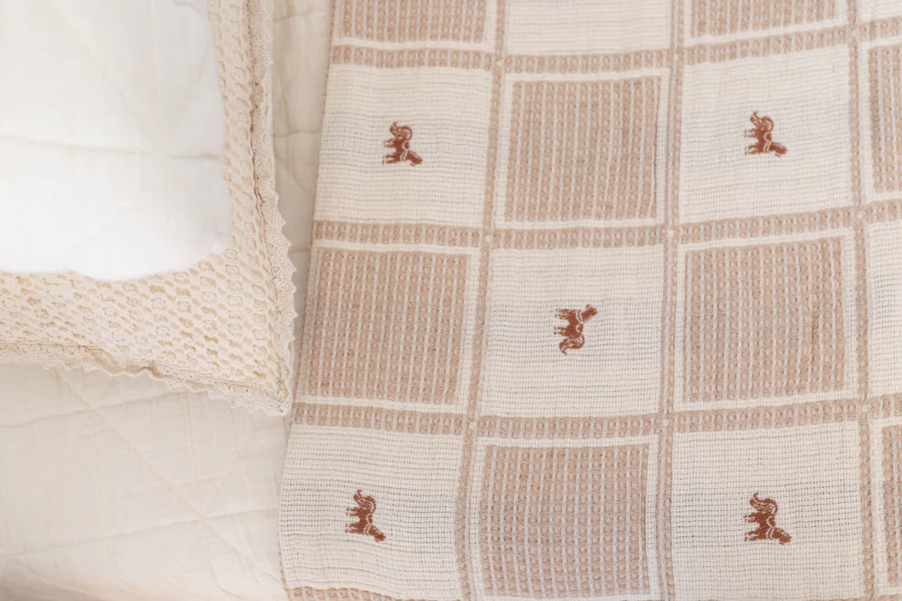 NEW GRAIN patchwork blanket - pony