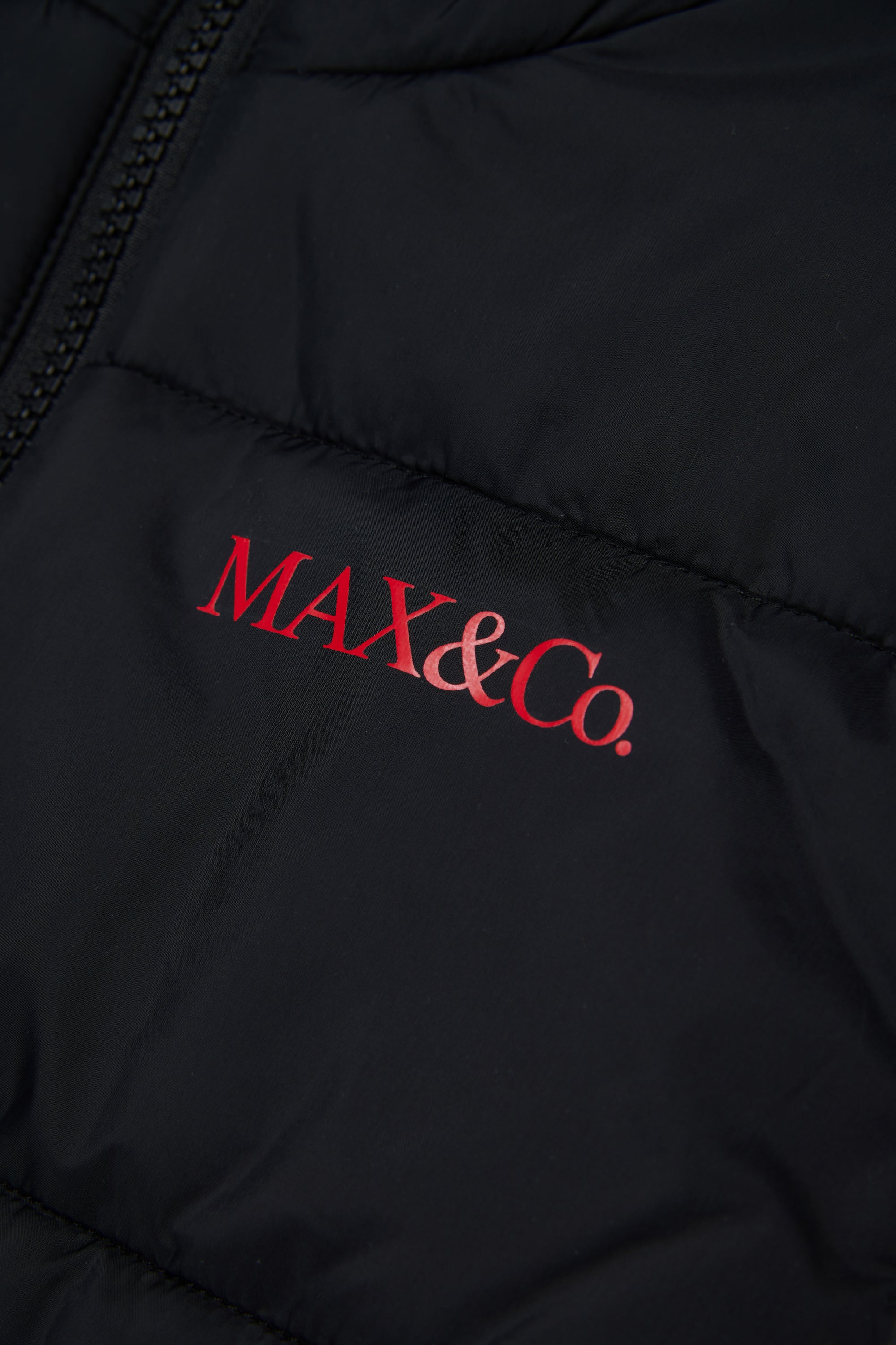 NYLON PUFFER VEST WITH ELASTICATED WAIST