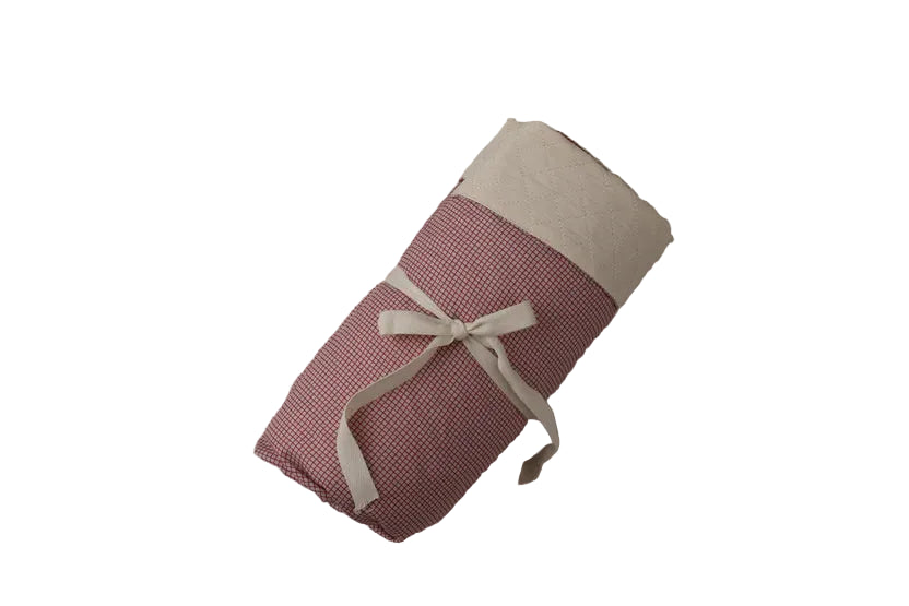 Quilted blanket in Brick Checkered