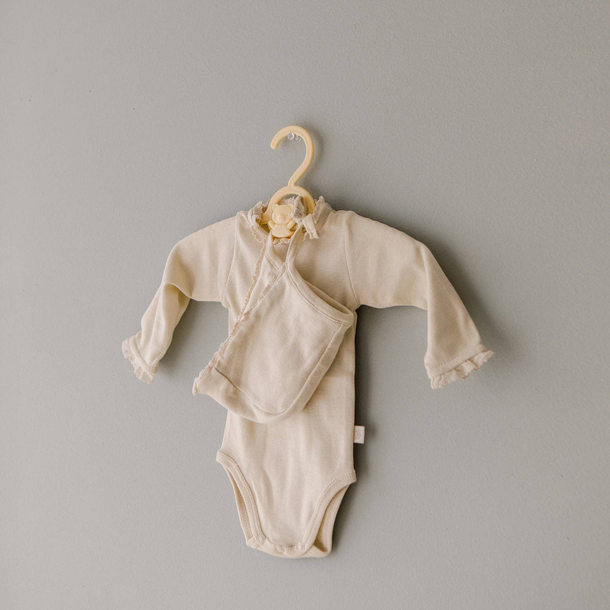 Lace Bonnet | Natural: 0-3 mo