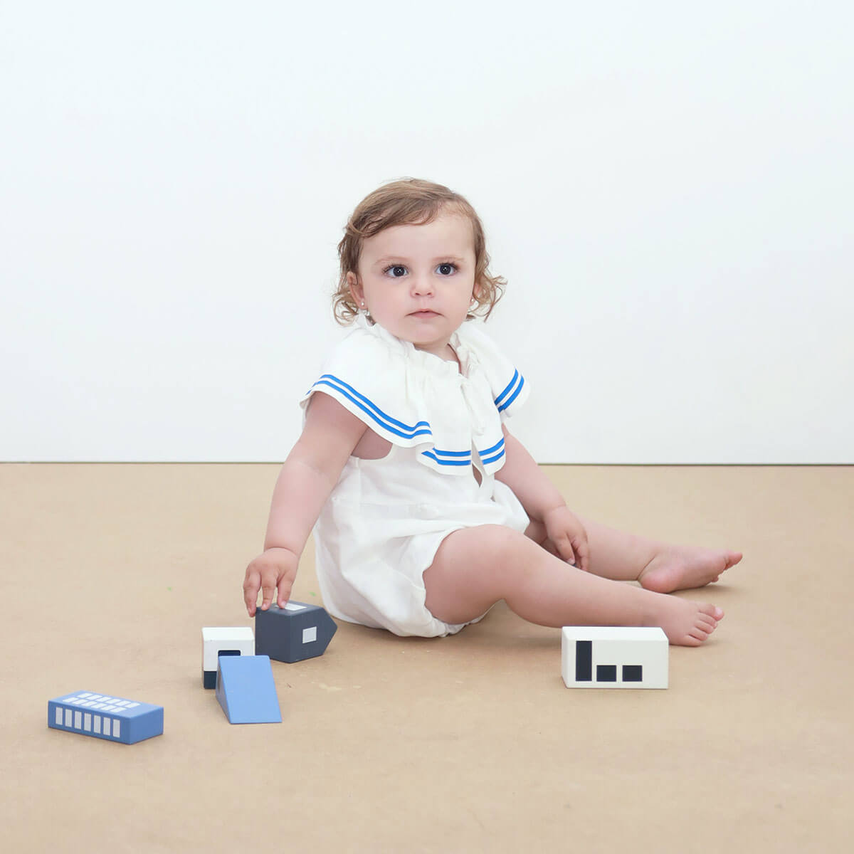 Stripes Bow Body Off White