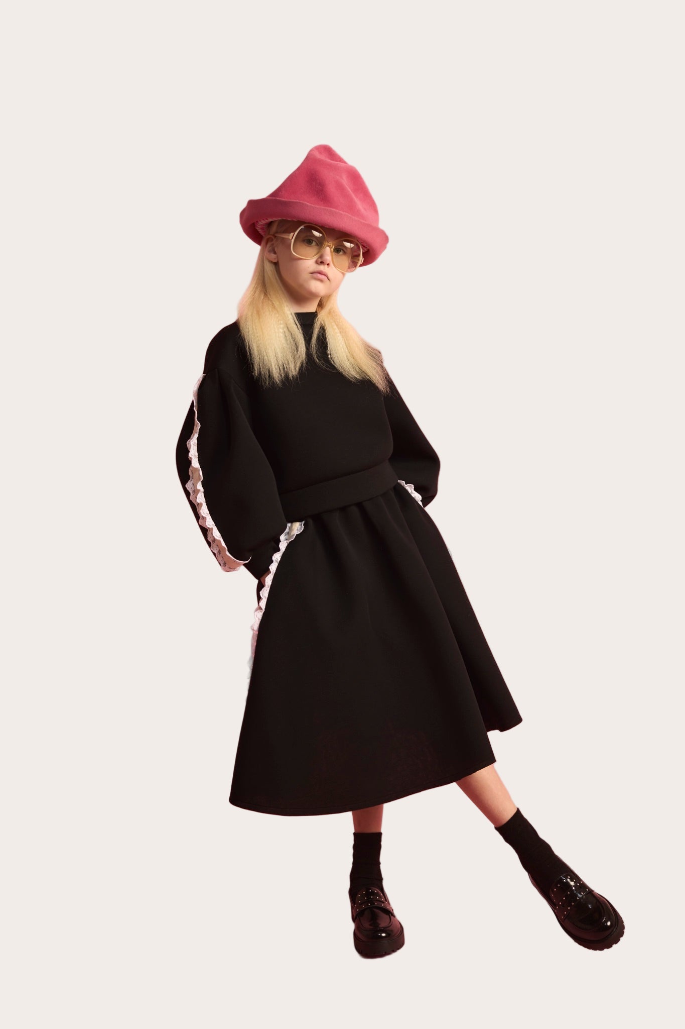 K074 Little Creative Factory neoprene lace skirt