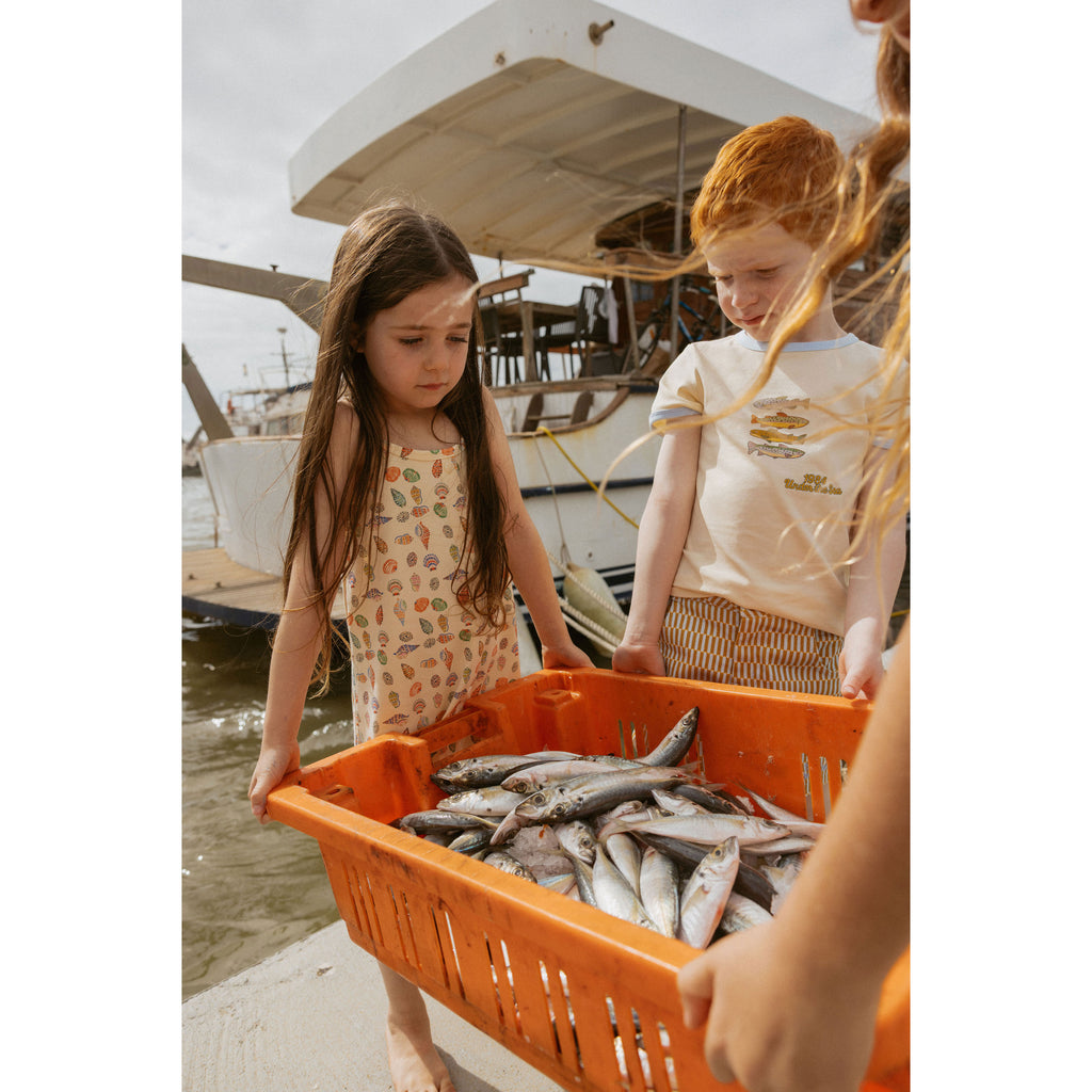 1984429 Fish Graphic Tee