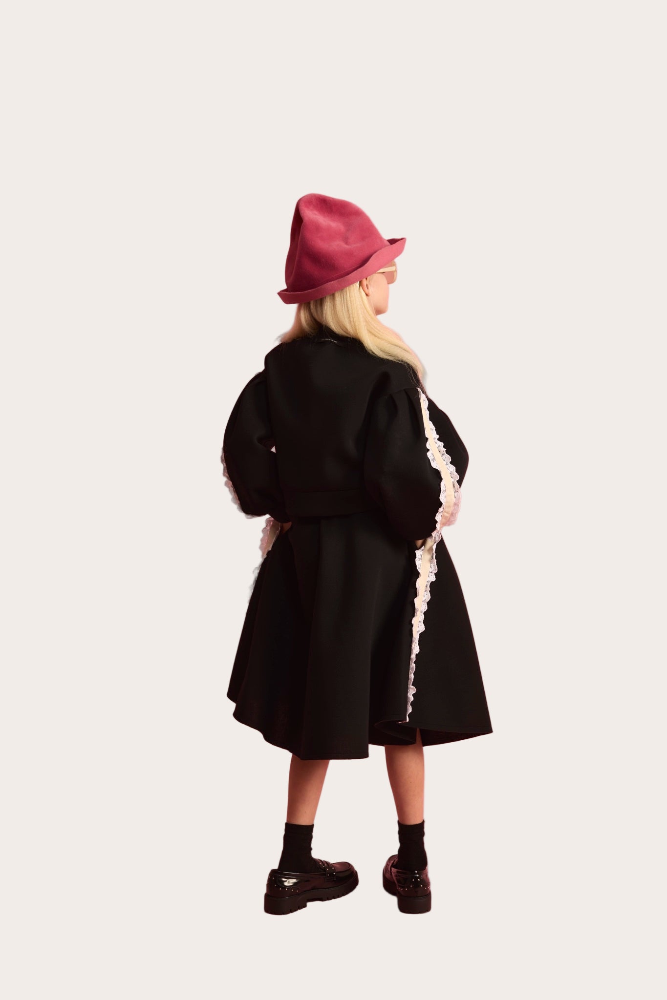 K074 Little Creative Factory neoprene lace skirt