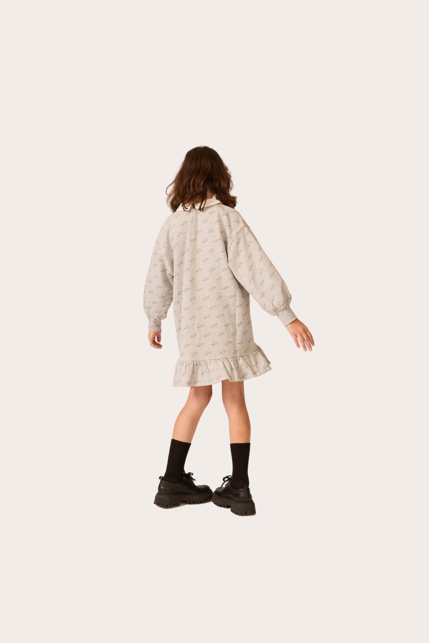 F25k4059 The Sunday Collective organic sweatshirt dress in Heather Grey