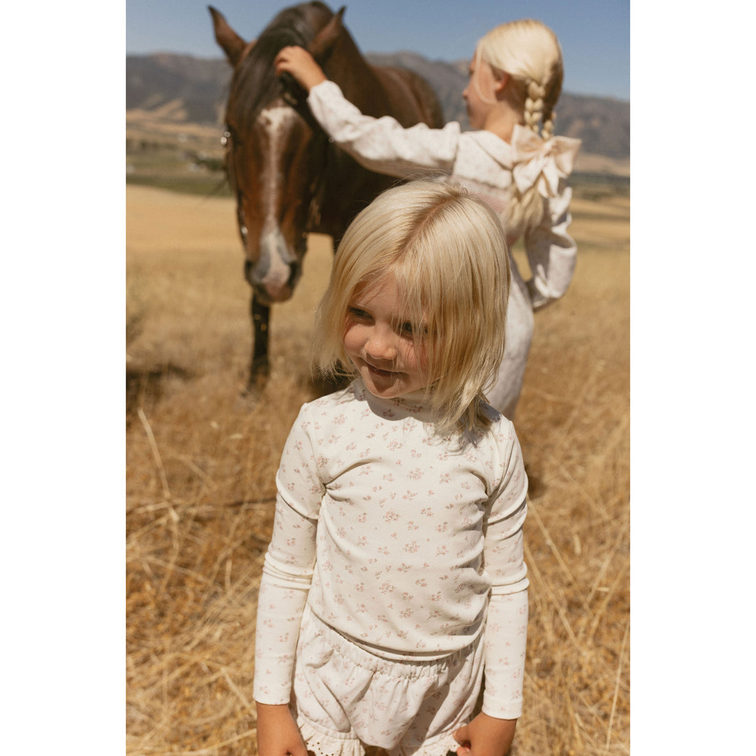 LBL53A Ladida Jersey de cuello alto con estampado floral