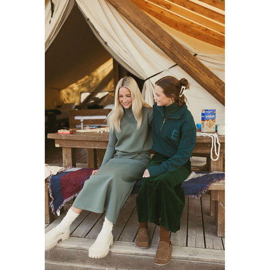 סווטשירט פולו ירוק אזמרגד עם חצי רוכסן Elw114